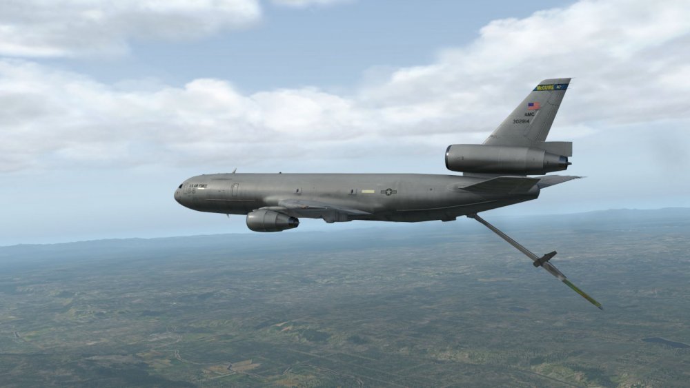 KC-10_03.jpg